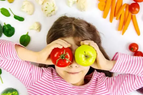 Co dla dziecka? Kluczowe zasady diety, aktywności i emocji dziecięcych