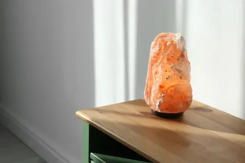 Lampa solna jaką wybrać? Kluczowe czynniki, które musisz znać