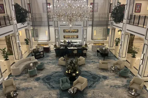 JW Marriott Berlin: Luxus, Spa & Lage Lohnt sich's?
