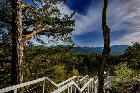 Szklarska Poręba: Odkryj Karkonosze! Atrakcje, szlaki, co warto zobaczyć?