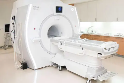 Magnesy: do czego służą? Od lodówki po rezonans magnetyczny