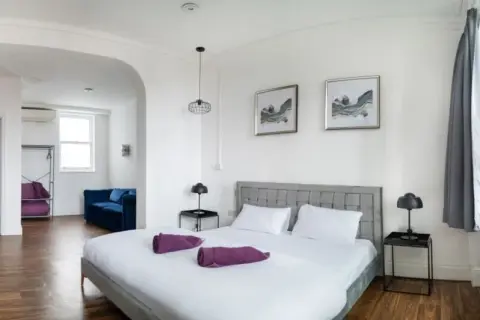 Hotel czy hostel? Jak wybrać idealne zakwaterowanie?