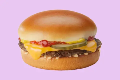 Jak zrobić burgera z McDonald's w domu? Przepis na kultowy smak!