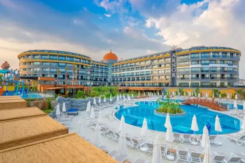 Jaki hotel w Side wybrać? Ekspert radzi: idealny obiekt na każdą kieszeń