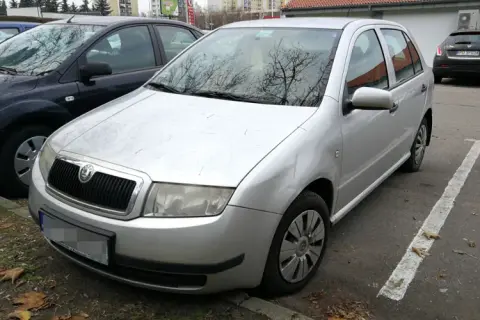 Ile kosztuje wymiana oleju w serwisie Skody? Sprawdź ceny i modele