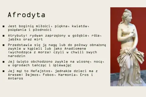 Afrodyta bogini miłości, piękna i pożądania. Rzeźba przedstawia ją nagą, z atrybutami jak gołębie i jabłko.