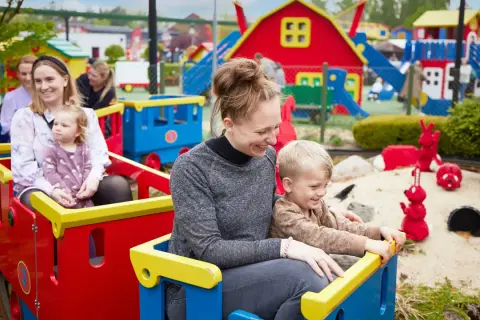 Legoland Dänemark: Attraktionen & Tipps für Ihren Familienbesuch