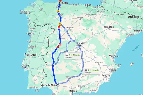Mapa de España y Portugal con una ruta marcada de Gijón a Sevilla, mostrando el itinerario de la Ruta de la Plata.