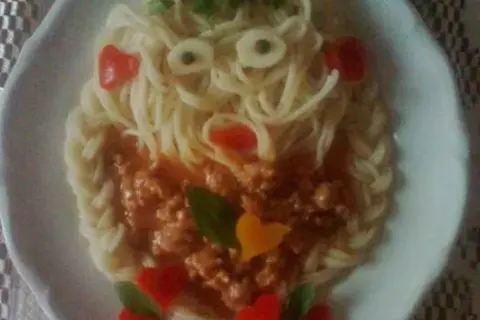 Niejadek zje! Spaghetti dla dzieci: prosty przepis i triki