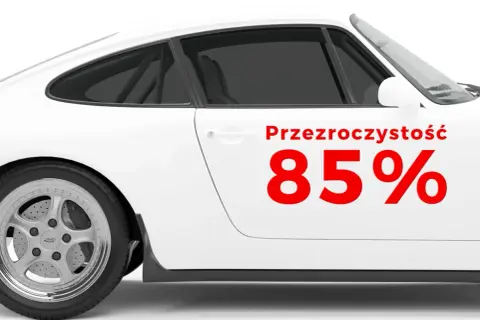 Białe auto sportowe z przyciemnianiem szyb sprayem. Przezroczystość 85%.