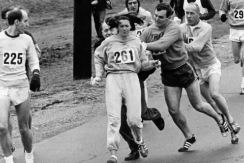 Ile kilometrów ma maraton? Poznaj dokładną długość i jej historię