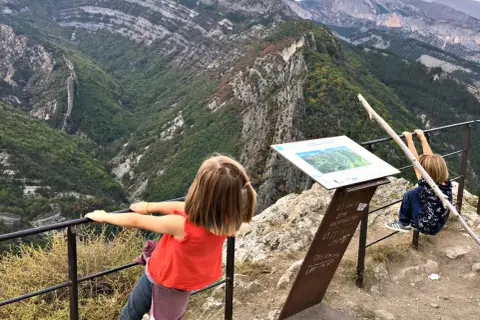 Góry z dzieckiem: sprawdzone trasy i praktyczne porady dla rodziców