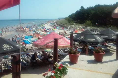 Karwia gdzie zjeść – najlepsze miejsca na pyszne posiłki nad morzem