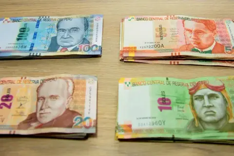 Jaką walutę używa się w Peru i co warto o niej wiedzieć