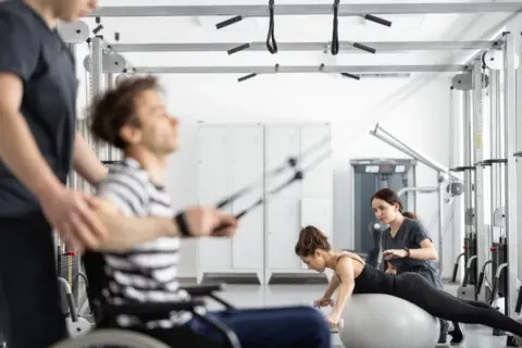 Skróć czas oczekiwania na rehabilitację NFZ poznaj sprytne triki!