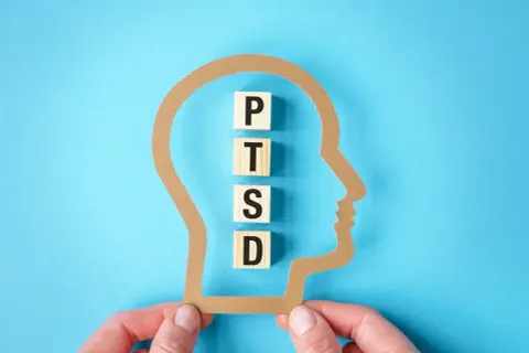 Czy PTSD to choroba psychiczna? Zrozumienie jej skutków i objawów
