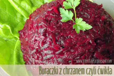 Pyszna ćwikła z buraków z chrzanem, idealna do obiadu. Prosty przepis na to, jak zrobić ćwikłę, znajdziesz na blogu.