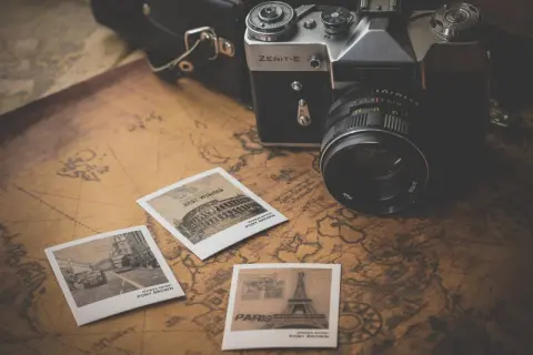 Kiedy wymyślono aparat fotograficzny? Odkryj jego fascynującą historię