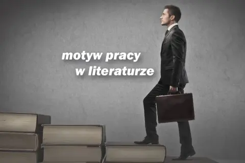 Mężczyzna w garniturze wspina się po schodach z książek, niosąc teczkę.