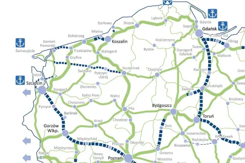 Mapa przedstawia sieć dróg i kolejowych szlaków w północnej Polsce, łącząc porty morskie z miastami wewnętrznymi.