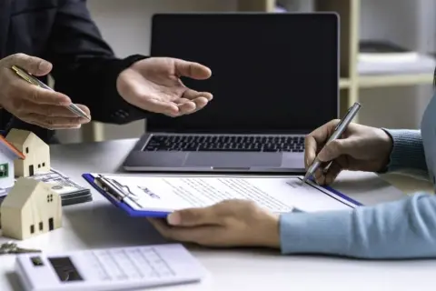Jak zdać mieszkanie komunalne: uniknij problemów i zbierz dokumenty