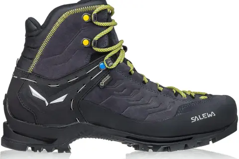 Ciemnoszary but trekkingowy Salewa MS Rapace GTX z żółtymi sznurówkami i detalami. Idealny na górskie wyprawy.