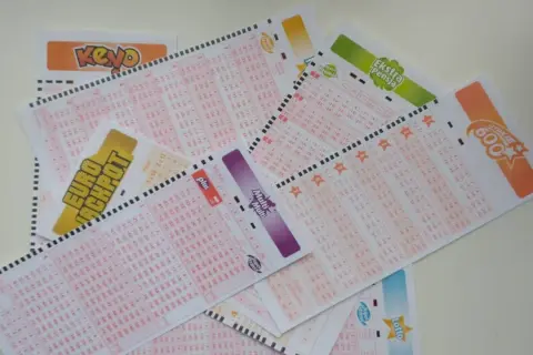 Kupony lotto, Eurojackpot, Keno i inne. Zastanawiasz się, jak sprawdzić totolotka? Te arkusze to Twoja szansa na wygraną!