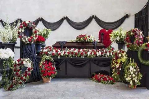Jak zorganizować pogrzeb - kluczowe kroki i ważne formalności