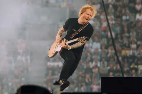 Ed Sheeran kiedy nowa płyta? Oczekiwania i najnowsze informacje