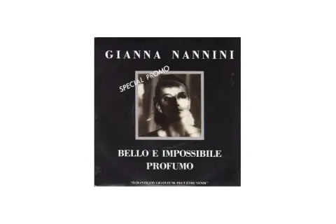 Copertina di Gianna Nannini con la scritta "Bello e impossibile profumo".