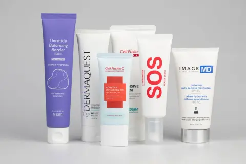 Kremy do twarzy po kwasach: Dermide, Dermaquest, Cell Fusion C, pHformula SOS, Image MD. Szukaj nawilżenia i ochrony.