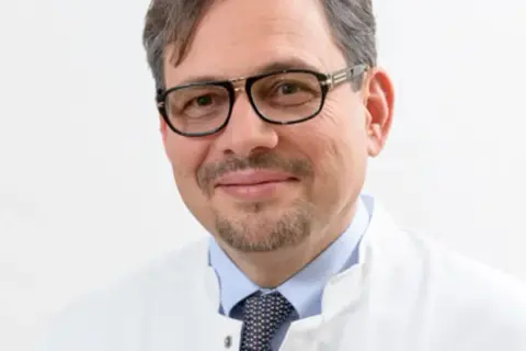 Gdzie przyjmuje dr Antoniewicz, urolog w Warszawie – sprawdź adresy
