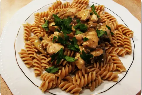 Świderki i sosy: Dlaczego fusilli to mistrz w łapaniu smaku?