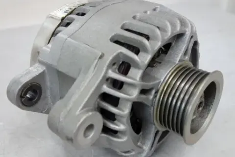 Ile naprawdę kosztuje alternator do Toyoty Yaris? Sprawdź, jak nie przepłacić!