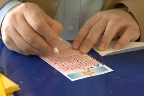 Ile jest za 3 w mini lotto? Zaskakujące kwoty wygranej!