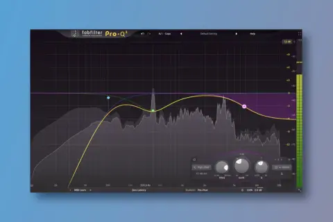 Fabfilter Pro-Q³ mit linear phase eq. zeigt Frequenzgang-Analyse mit mehreren Kurven und Reglern für präzise Klangbearbeitung.