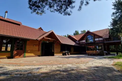 Skansen Pomorski - odkryj atrakcje i godziny otwarcia w Czersku