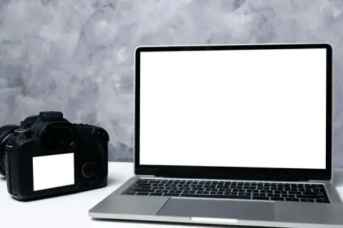 Jak zgrać zdjęcia z aparatu na komputer przez kabel USB bez problemów
