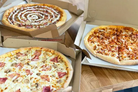 Ile cm ma pizza XXL w Domino's? Zaskakujące informacje o rozmiarze