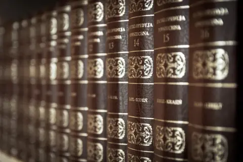 Jak wypożyczyć książkę w bibliotece - proste kroki, które musisz znać