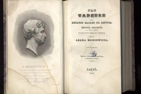 Portret Adama Mickiewicza i karta tytułowa "Pana Tadeusza", dzieła, które powstało w 1834 roku.