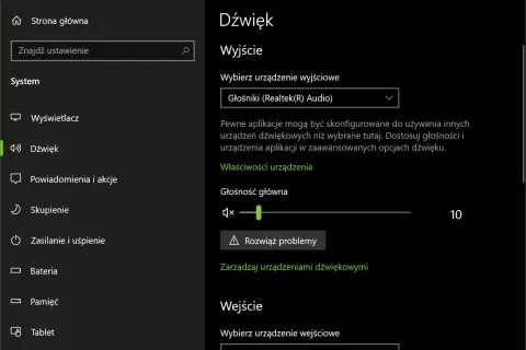 Ustawienia dźwięku w laptopie. Wybierz urządzenie wyjściowe, np. Głośniki (Realtek Audio), aby włączyć dźwięk. Dostosuj głośność główną.