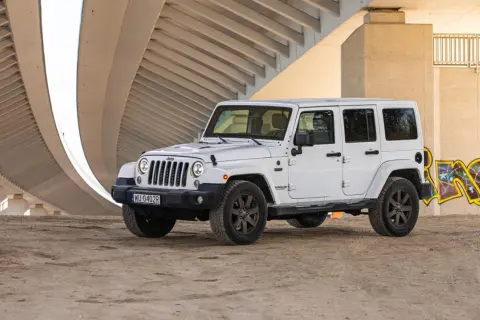 Ile kosztuje Jeep Wrangler? Odkryj realne koszty zakupu i utrzymania