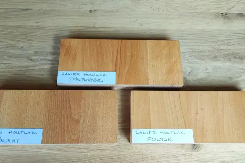 Ile warstw lakieru na schody? Odkryj najlepsze praktyki i porady