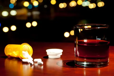 Polvertic a alkohol: Co musisz wiedzieć przed spożyciem