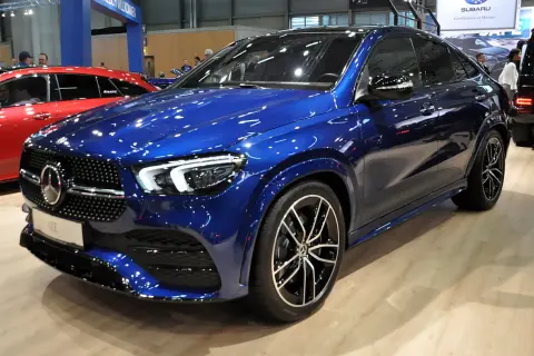 Mercedes-Benz GLE SUV: zalety, wady, ceny i porównanie z konkurencją