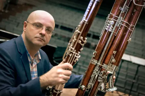 Fagot: jaki to instrument? Odkryj jego budowę i unikalne brzmienie.