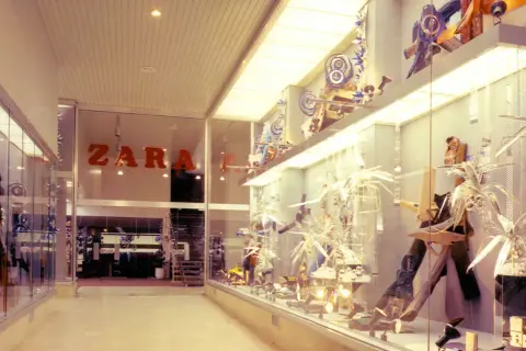 Zara pierwszy sklep w Polsce: historia otwarcia i rozwój marki