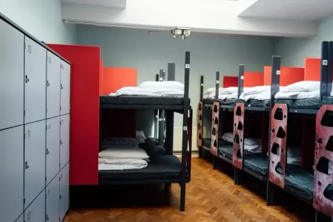 Tani nocleg w Londynie: Sprawdzone sposoby na oszczędność