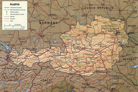Mapa Austrii pokazuje jej położenie w Europie Środkowej. Czy Austria ma dostęp do morza? Nie, jest krajem śródlądowym, otoczonym przez Niemcy, Czechy, Słowację, Węgry, Słowenię, Włochy i Szwajcarię.
